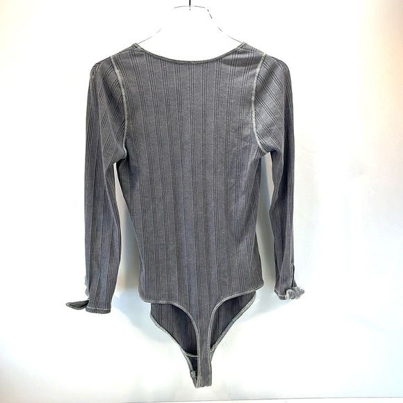Free People Move on Tie-Sleeve Body Suit Charcoal Gray Size Large - Picture 5 of 13